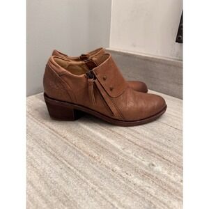 Halsa Footwear Tan Leather Ankle Booties